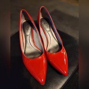 Lifestride red cushioned heels